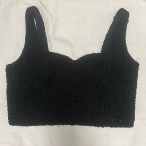 Abercrombie & Fitch
Tweed Cropped
Black Top